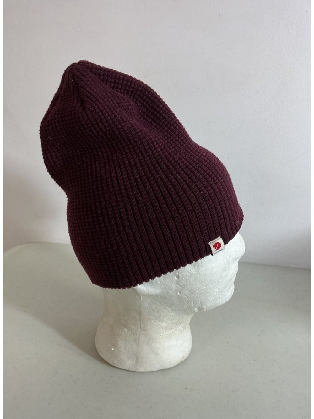 Fjallraven Beanie Hat Cap Burgundy Red Waffle Knit Mens One Size